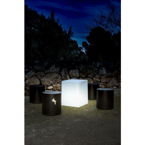 NEW GARDEN lampa ogrodowa CUBY 45 SOLAR & BATTERY biała