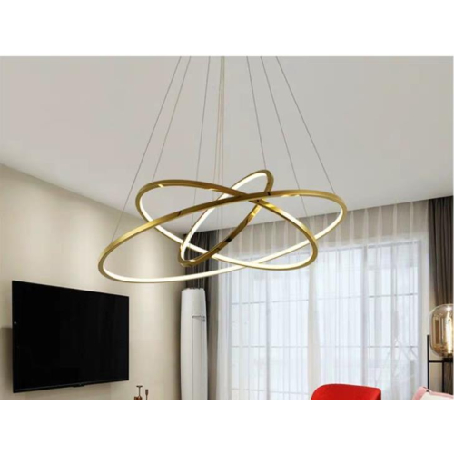 lampa z pierścieniami złota