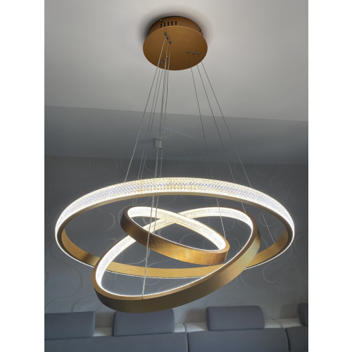 lampa led pierścienie