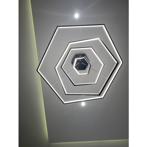 Czarna lampa wisząca sześciokąt 80cm 120Watt L133