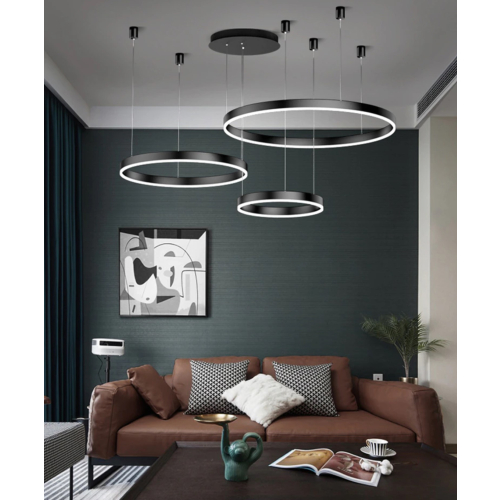 Czarna lampa ring LED L136 z pilotem