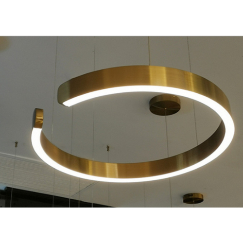 Złota lampa wisząca 80cm z pilotem 58Watt L151 z bliska
