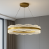 złota lampa