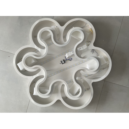 Lampa LED PLAFON KLEKS - 6 ramienny L008-B